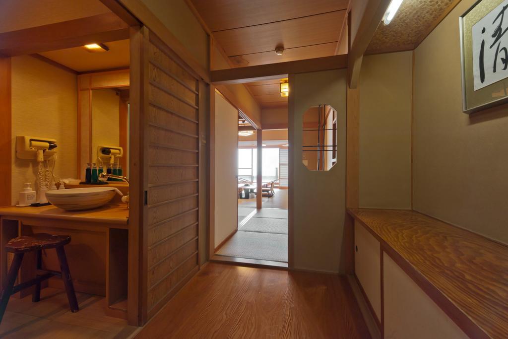 Umibenokakureyu Seiryu Otel Nishiizu Dış mekan fotoğraf